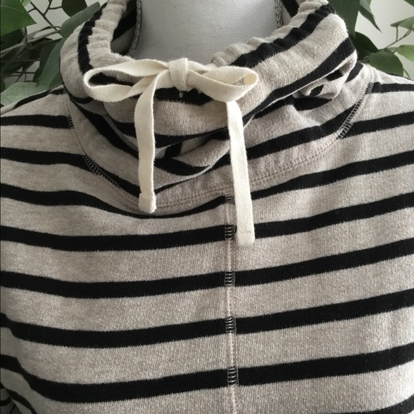 Loft Sweatshirt - Picture 1 of 6